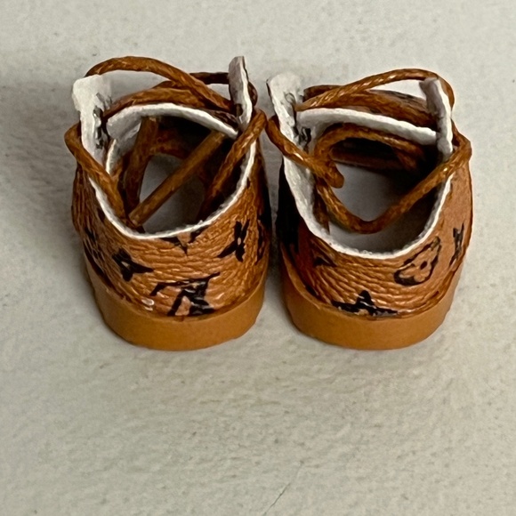 Designer Sneakers For Labubu Shoes Tan Brown Accessories Shoe Clothing Sneaker - Picture 4 of 6